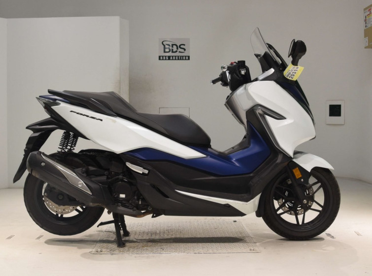 Мотоцикл Honda FORZA с пробегом 52921 km
