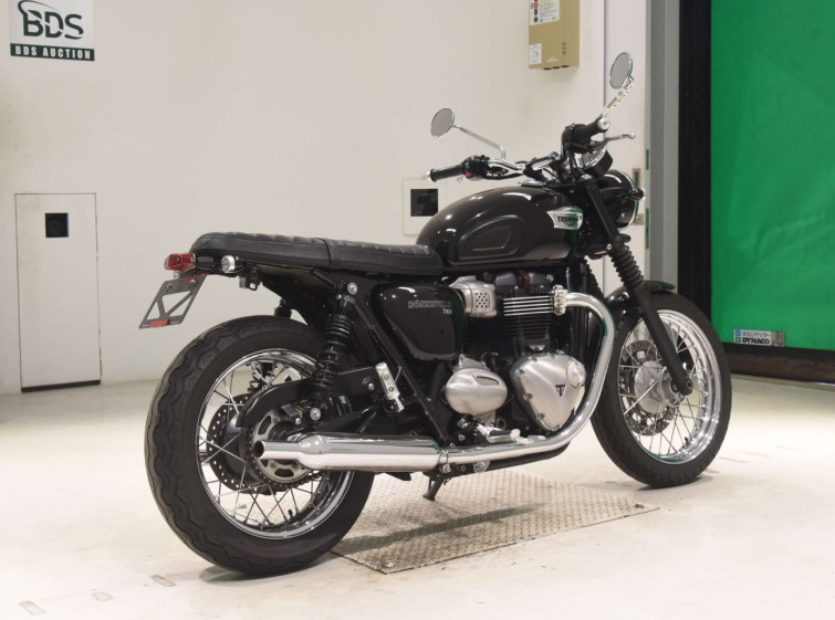 Мотоцикл Triumph BONNEVILLE T100 з пробігом 40235 km