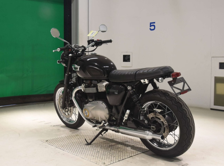 Мотоцикл Triumph BONNEVILLE T100 з пробігом 40235 km