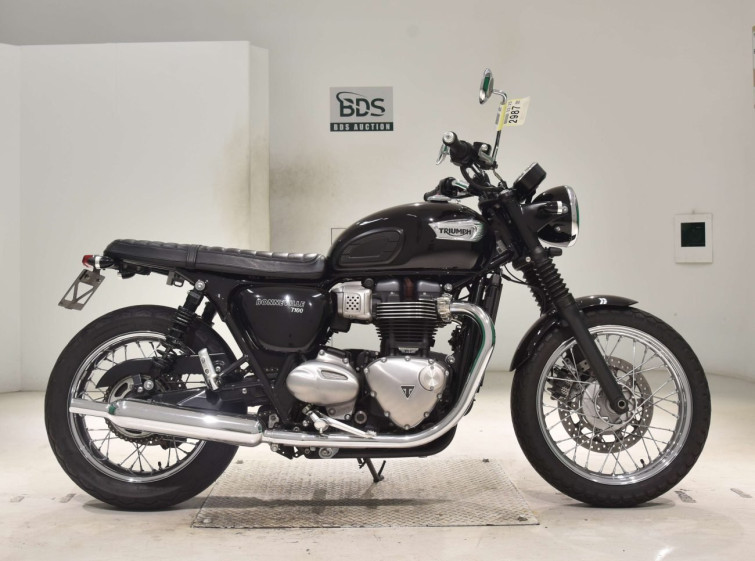 Мотоцикл Triumph BONNEVILLE T100 з пробігом 40235 km