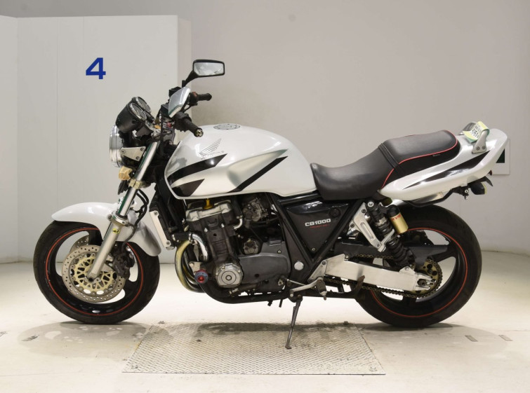 Мотоцикл Honda CB1000SF з пробігом 42504 km