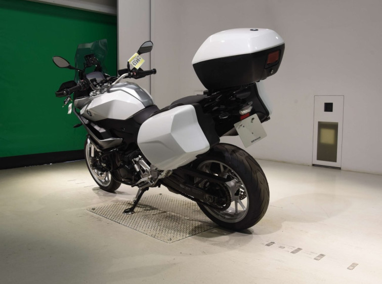 Мотоцикл BMW F900XR з пробігом 16787 km