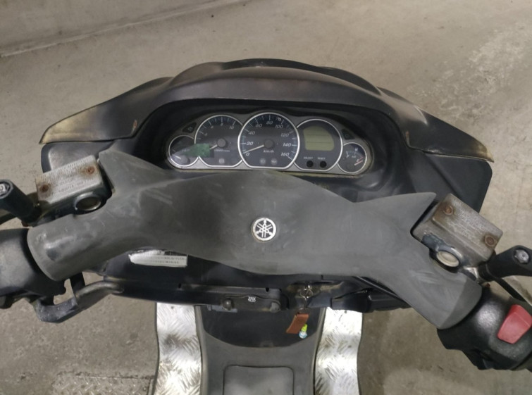 Мотоцикл Yamaha MAJESTY 250C