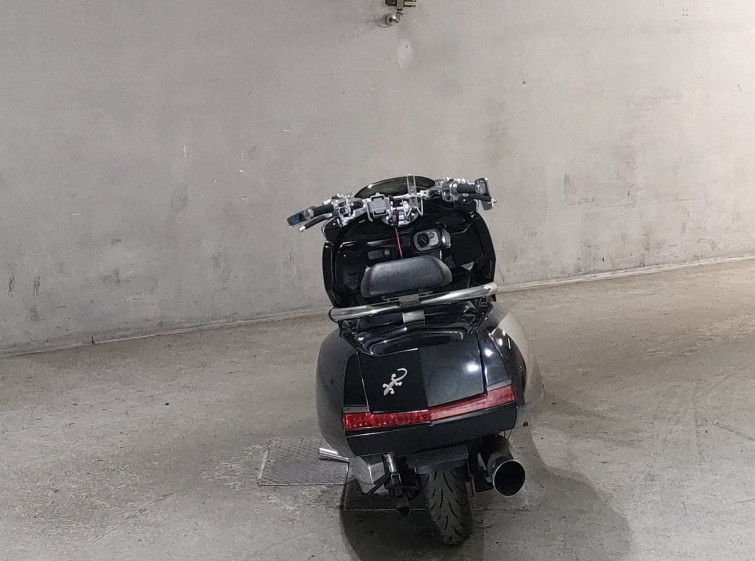 Мотоцикл Yamaha MAXAM250 с пробегом 28440 km