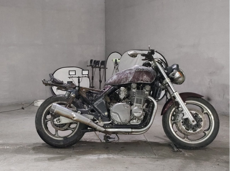 Мотоцикл Kawasaki ZEPHYR1100