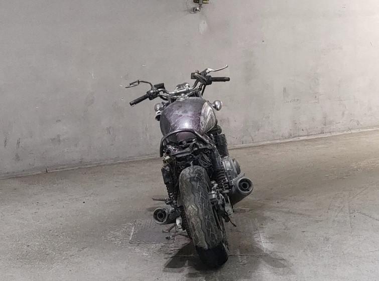 Мотоцикл Kawasaki ZEPHYR1100