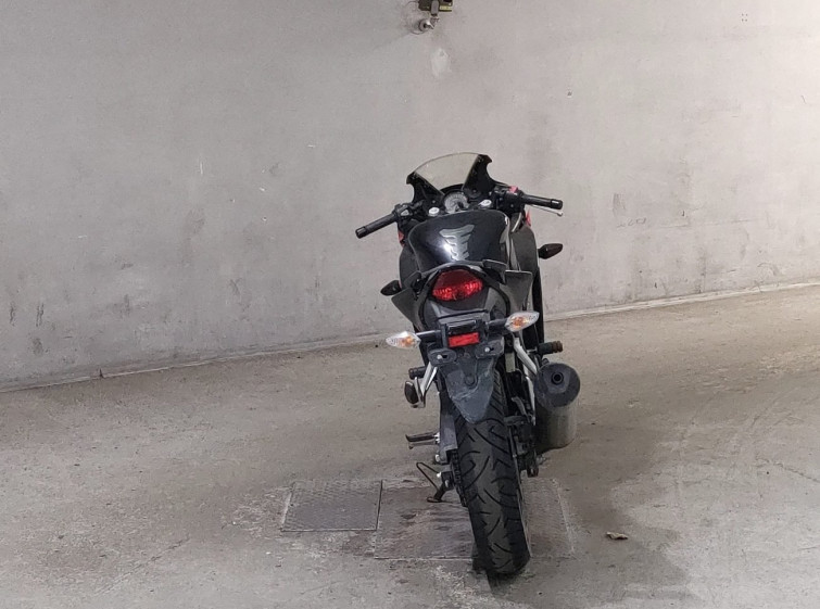 Мотоцикл Honda CBR250R