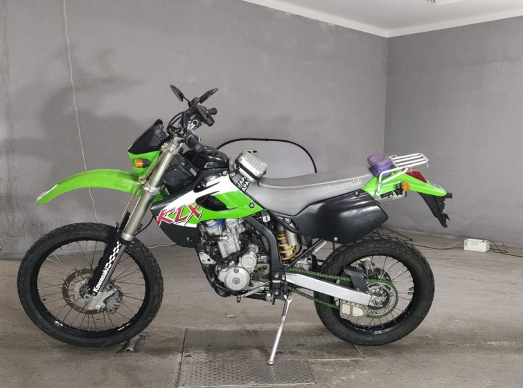 Мотоцикл Kawasaki KLX250 с пробегом 9413 km