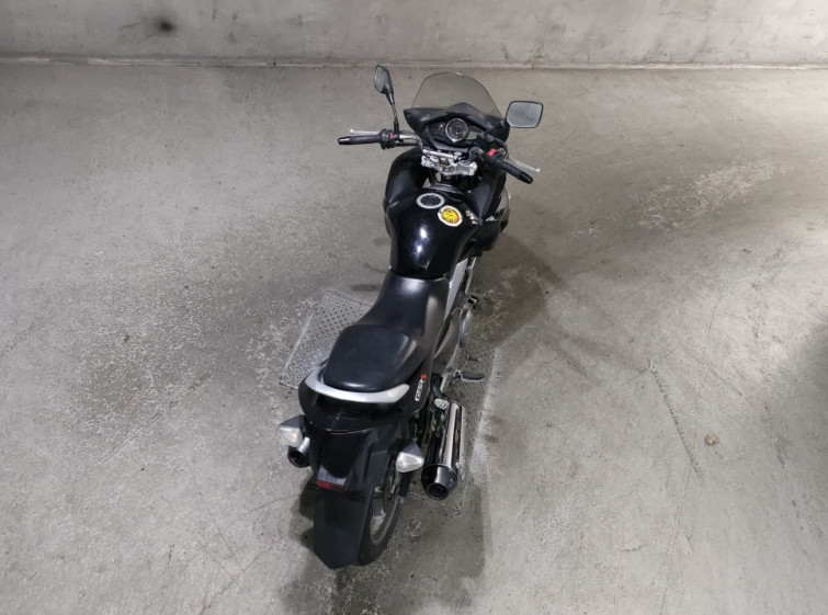 Мотоцикл Suzuki GSR250S с пробегом 8111 km