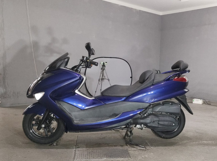 Мотоцикл Yamaha MAJESTY 250 с пробегом 14196 km