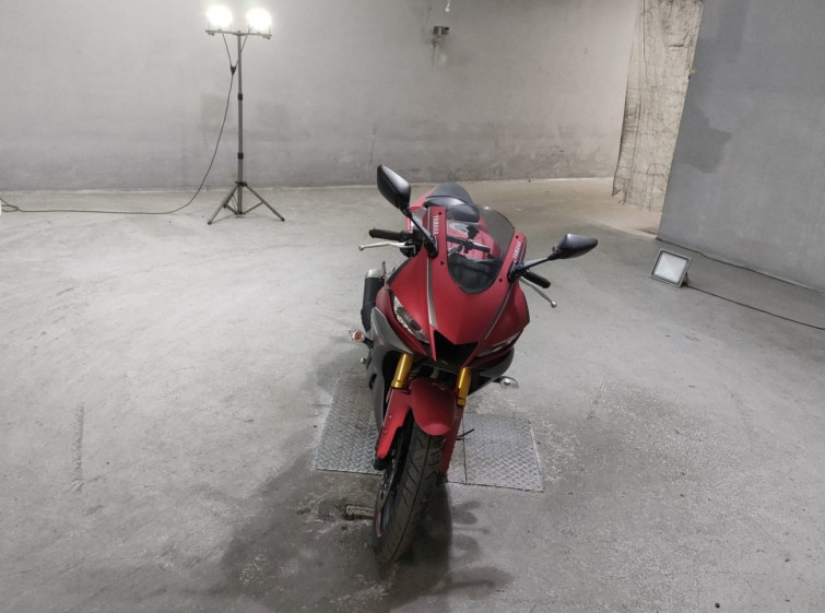 Мотоцикл Yamaha YZF-R25 с пробегом 14815 km