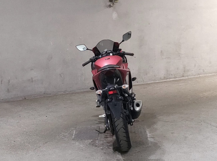 Мотоцикл Yamaha YZF-R25 с пробегом 14815 km