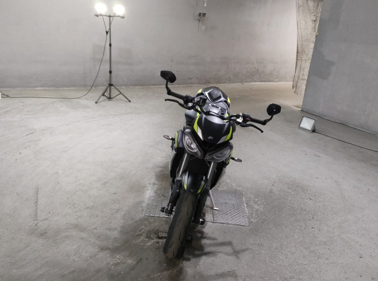Мотоцикл Triumph STREET TRIPLE RS с пробегом 8955 km