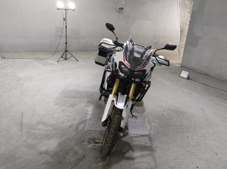 Мотоцикл Honda AFRICATWIN CRF1000L с пробегом 25001 km