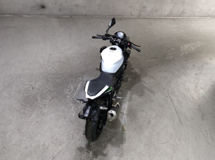 Мотоцикл Kawasaki Z400 з пробігом 20494 km