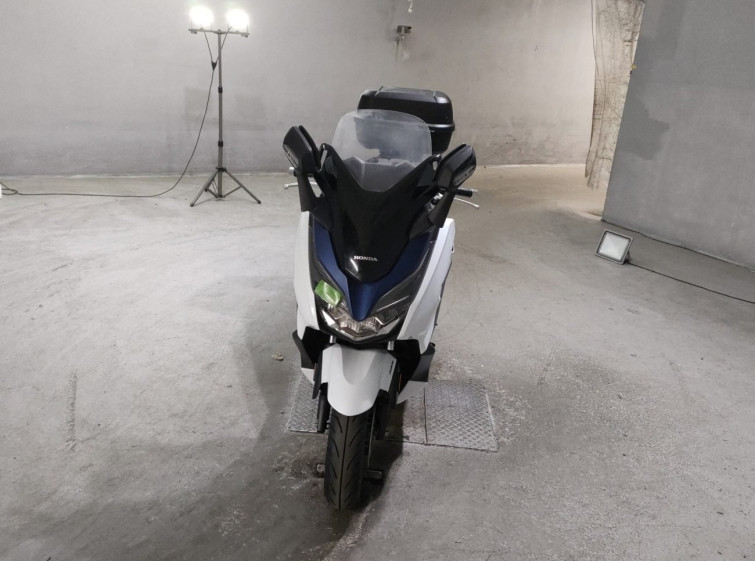 Мотоцикл Honda FORZA с пробегом 3318 km