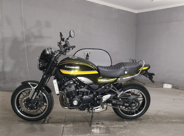 Мотоцикл Kawasaki Z900RS с пробегом 2434 km