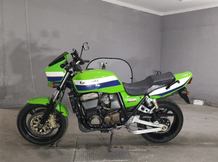 Мотоцикл Kawasaki ZRX1200R с пробегом 83118 km