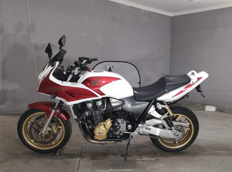 Мотоцикл Honda CB1300 SUPER BOL D’OR з пробігом 42171 km