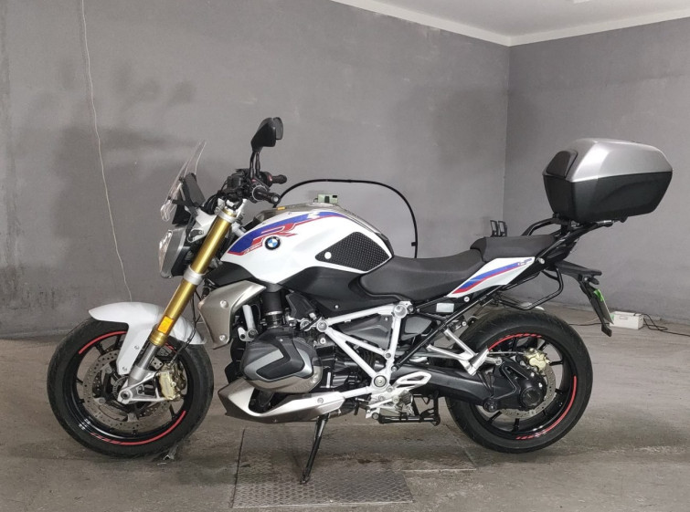 Мотоцикл BMW R1250R з пробігом 9095 km
