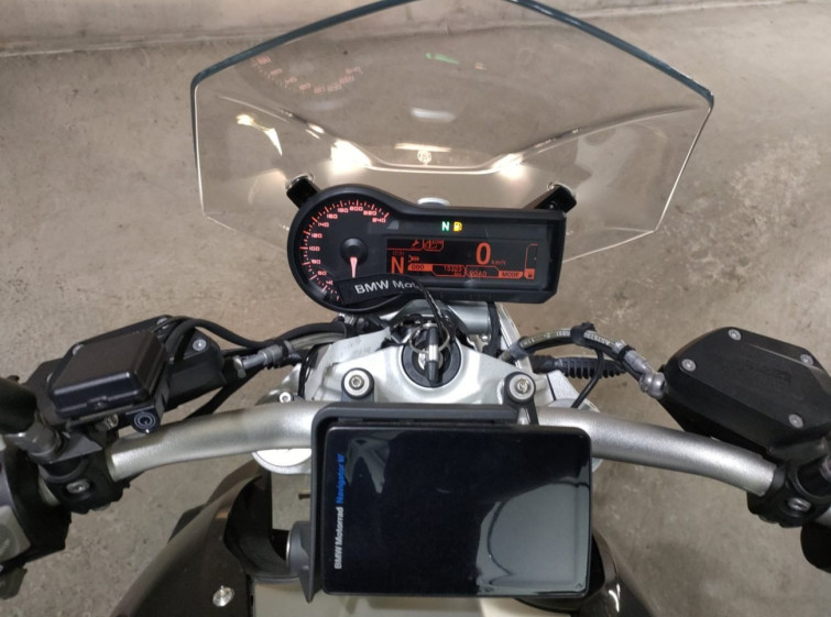 Мотоцикл BMW R1200R з пробігом 15323 km