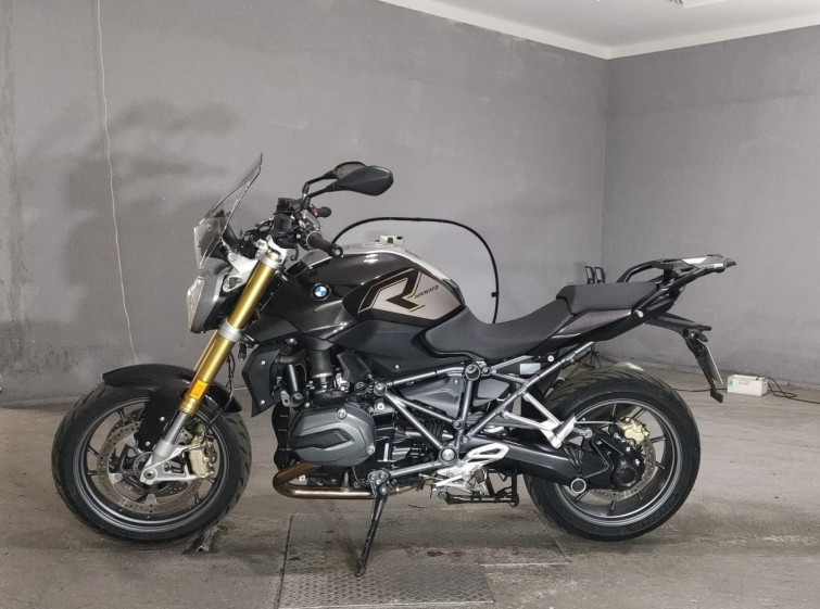 Мотоцикл BMW R1200R з пробігом 15323 km