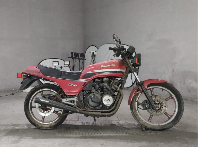 Мотоцикл Kawasaki Z400GP з пробігом 72227 km