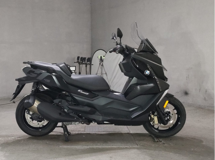 Мотоцикл BMW C400GT з пробігом 1819 km