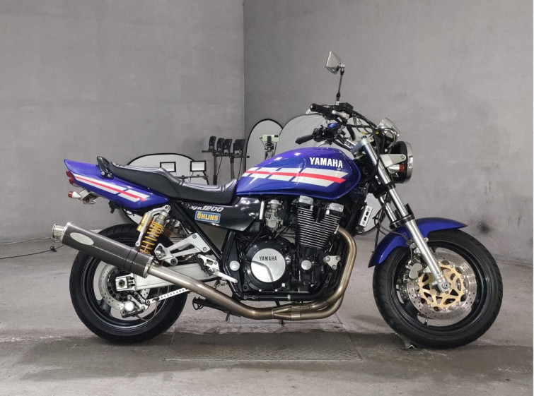 Мотоцикл Yamaha XJR1200 з пробігом 18322 m