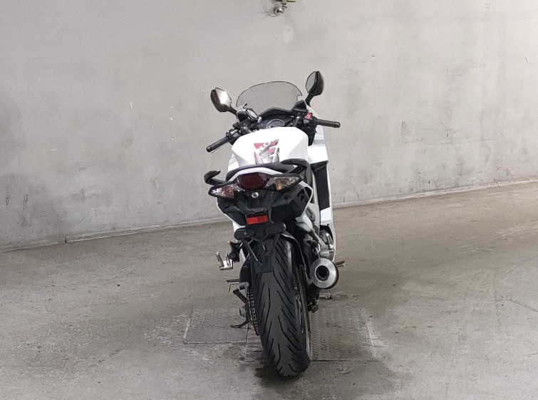 Мотоцикл Honda VFR800F с пробегом 36849 km
