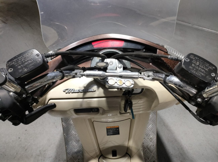 Мотоцикл Yamaha MAXAM250 з пробігом 4045 km