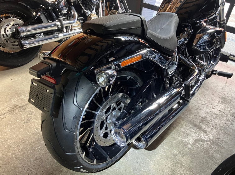 Мотоцикл HD FXBR1920