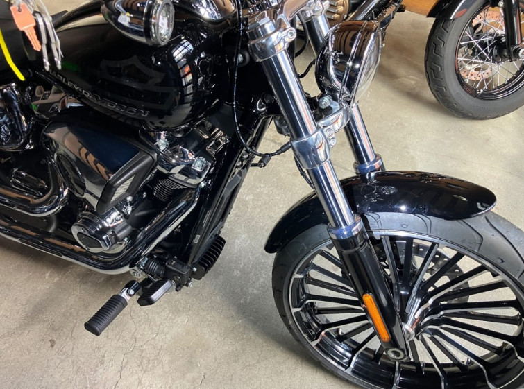 Мотоцикл HD FXBR1920