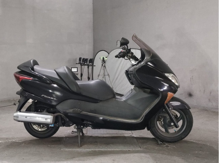 Мотоцикл Honda FORZA Z