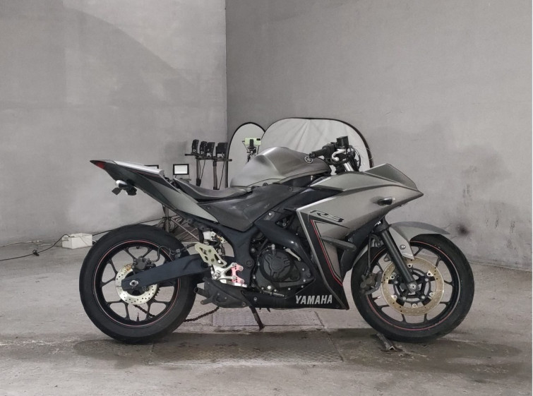 Мотоцикл Yamaha YZF-R25