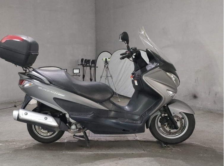 Мотоцикл Suzuki BURGMAN200 з пробігом 80493 km