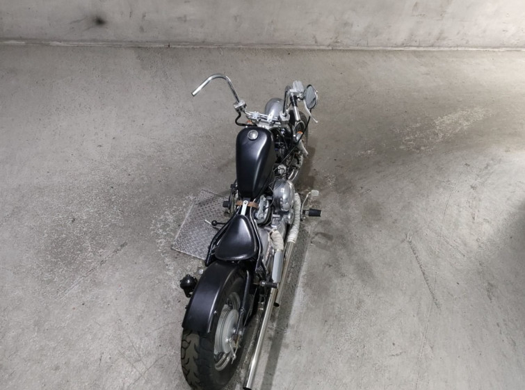 Мотоцикл Yamaha DRAGSTAR XVS400