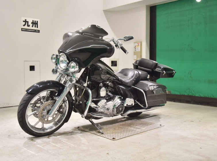 Мотоцикл HD ROAD KING FLHR1580 с пробегом 17451 km
