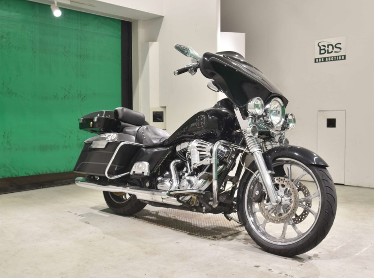 Мотоцикл HD ROAD KING FLHR1580 с пробегом 17451 km