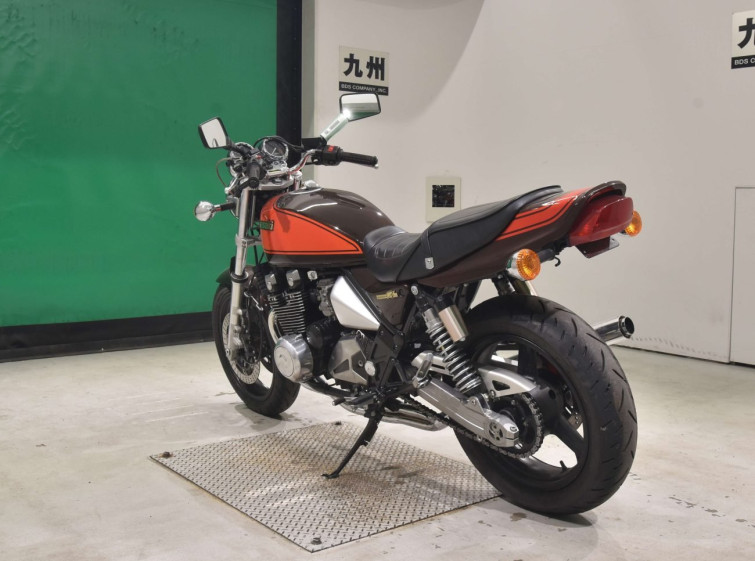Мотоцикл Kawasaki ZEPHYR400 з пробігом 16805 km