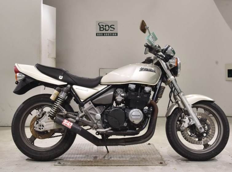 Мотоцикл Kawasaki ZEPHYR400 с пробегом 2738 km
