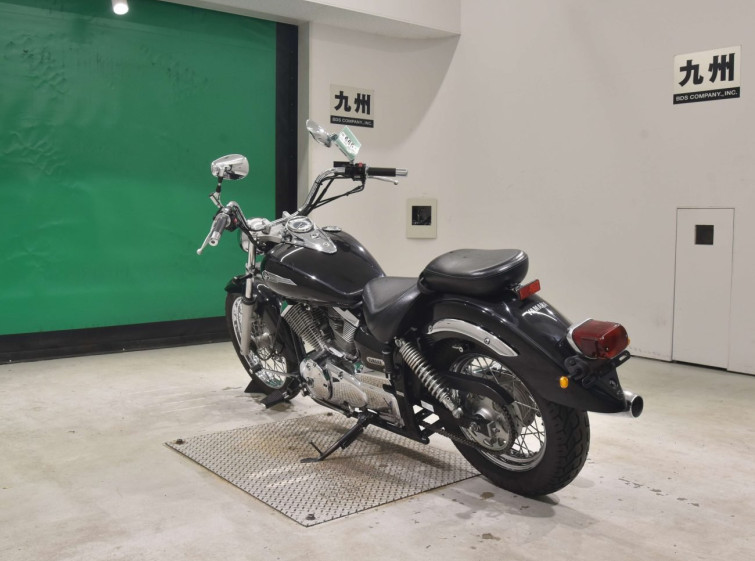 Мотоцикл Yamaha DRAGSTAR XVS250 з пробігом 37653 km