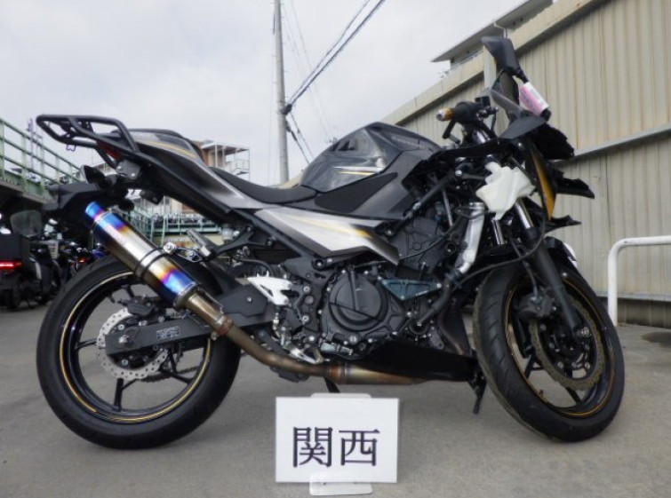 Мотоцикл Kawasaki NINJA400 з пробігом 17970 km