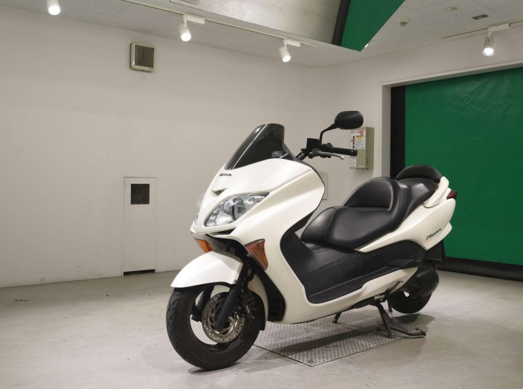 Мотоцикл Honda FORZA з пробігом 6673 km