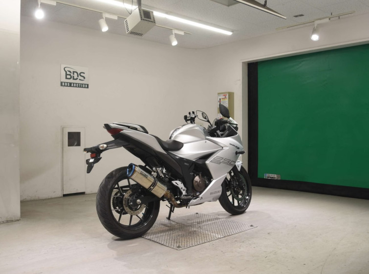 Мотоцикл Suzuki GIXXER250SF з пробігом 13561 km