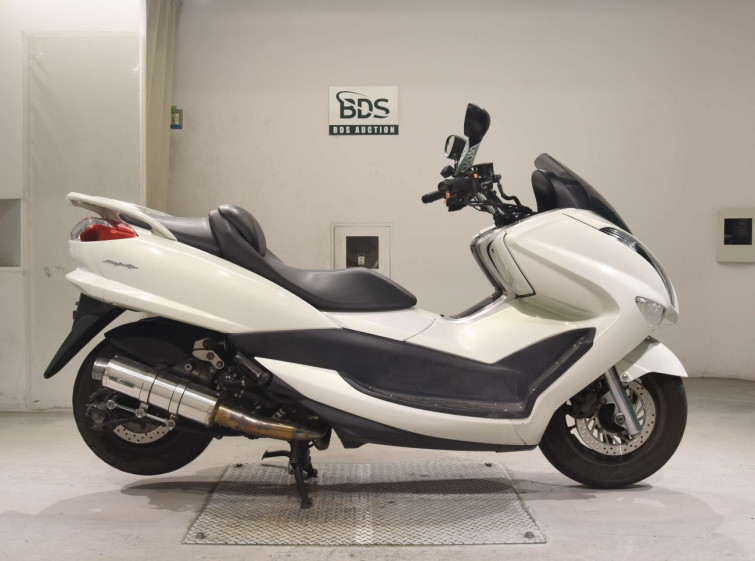 Мотоцикл Yamaha MAJESTY 250 с пробегом 65836 km