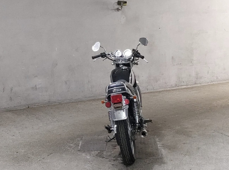 Мотоцикл Yamaha SR400 з пробігом 5259 km