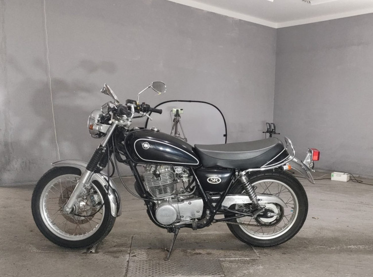 Мотоцикл Yamaha SR400 з пробігом 5259 km