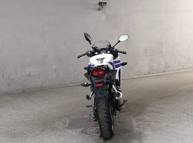 Мотоцикл Honda CBR250R с пробегом 9382 km