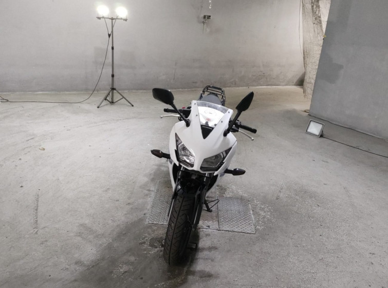 Мотоцикл Honda CBR250R с пробегом 9382 km